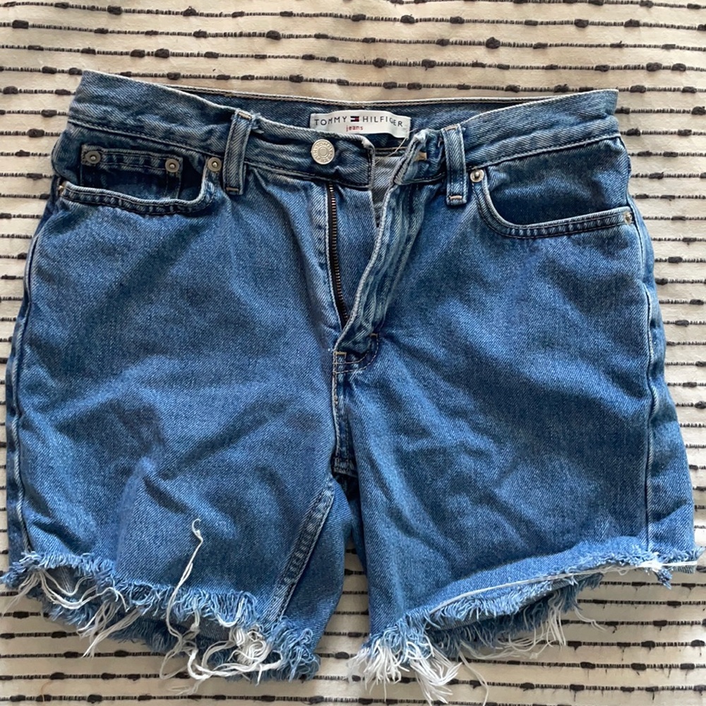 REFURBISHED Tommy Hilfiger shorts
